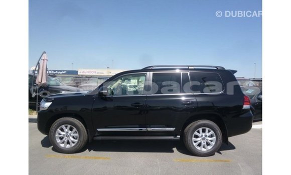 Buy Import Toyota Land Cruiser Black Car in Import - Dubai in A'ana Buy Import Toyota Land Cruiser Black Car in Import - Dubai in A'ana