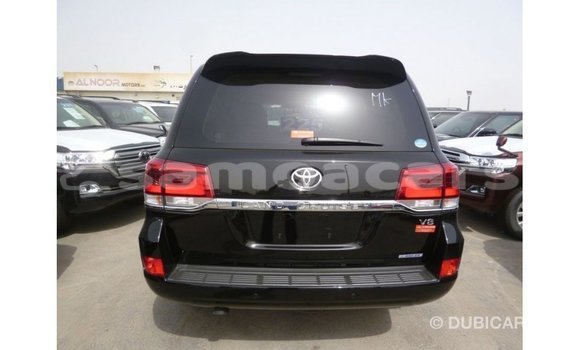 Buy Import Toyota Land Cruiser Black Car in Import - Dubai in A'ana Buy Import Toyota Land Cruiser Black Car in Import - Dubai in A'ana
