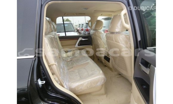 Buy Import Toyota Land Cruiser Black Car in Import - Dubai in A'ana Buy Import Toyota Land Cruiser Black Car in Import - Dubai in A'ana