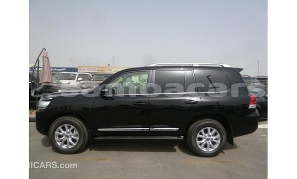 Buy Import Toyota Land Cruiser Black Car in Import - Dubai in A'ana Buy Import Toyota Land Cruiser Black Car in Import - Dubai in A'ana