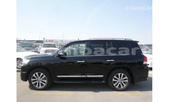 Buy Import Toyota Land Cruiser Black Car in Import - Dubai in A'ana Buy Import Toyota Land Cruiser Black Car in Import - Dubai in A'ana