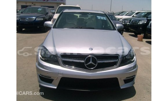 Buy Import Mercedes-Benz 190 Other Car in Import - Dubai in A'ana Buy Import Mercedes-Benz 190 Other Car in Import - Dubai in A'ana