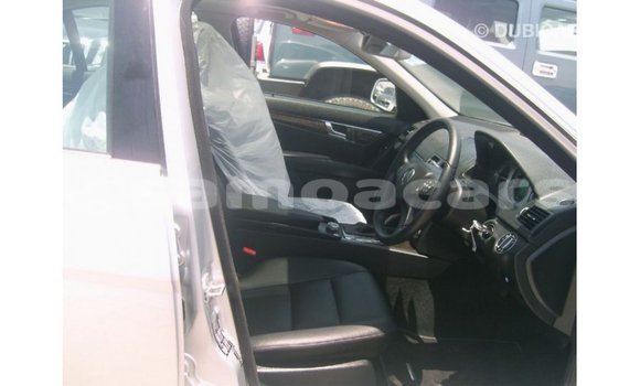 Buy Import Mercedes-Benz 190 Other Car in Import - Dubai in A'ana Buy Import Mercedes-Benz 190 Other Car in Import - Dubai in A'ana