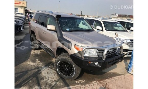 Buy Import Toyota Land Cruiser Other Car in Import - Dubai in A'ana Buy Import Toyota Land Cruiser Other Car in Import - Dubai in A'ana