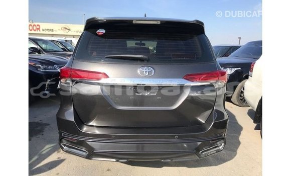 Buy Import Toyota Fortuner Other Car in Import - Dubai in A'ana Buy Import Toyota Fortuner Other Car in Import - Dubai in A'ana