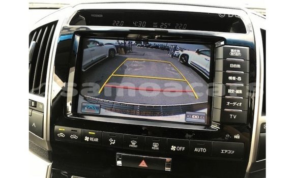 Buy Import Toyota Land Cruiser White Car in Import - Dubai in A'ana Buy Import Toyota Land Cruiser White Car in Import - Dubai in A'ana