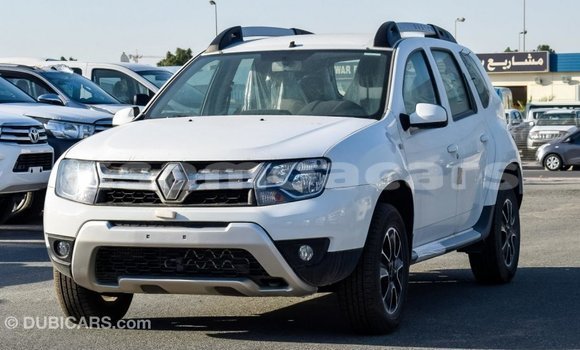 Acheter Import Voiture Renault Duster Blanc à Import - Dubai, A'ana Acheter Import Voiture Renault Duster Blanc à Import - Dubai, A'ana