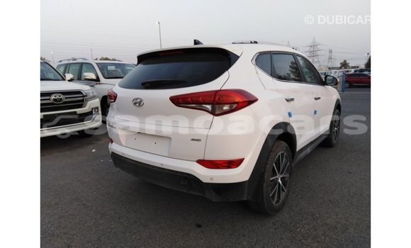 Acheter Import Voiture Hyundai Tucson Blanc à Import - Dubai, A'ana Acheter Import Voiture Hyundai Tucson Blanc à Import - Dubai, A'ana