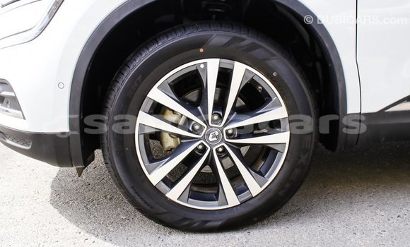 Acheter Import Voiture Renault Koleos Blanc à Import - Dubai, A'ana Acheter Import Voiture Renault Koleos Blanc à Import - Dubai, A'ana