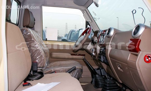 Buy Import Toyota Land Cruiser Beige Car in Import - Dubai in A'ana Buy Import Toyota Land Cruiser Beige Car in Import - Dubai in A'ana