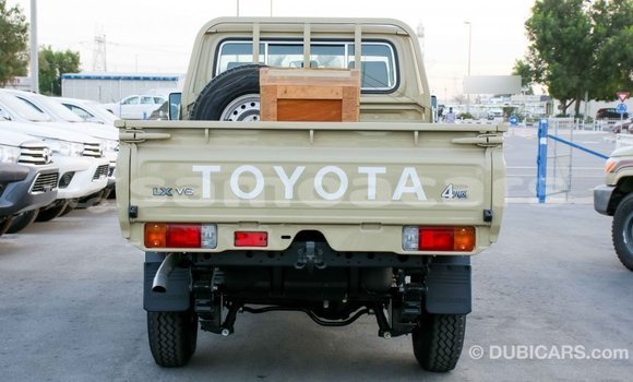 Buy Import Toyota Land Cruiser Beige Car in Import - Dubai in A'ana Buy Import Toyota Land Cruiser Beige Car in Import - Dubai in A'ana