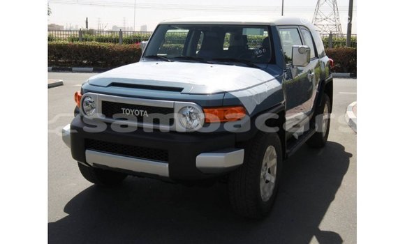 Acheter Import Voiture Toyota FJ Cruiser Bleu à Import - Dubai, A'ana Acheter Import Voiture Toyota FJ Cruiser Bleu à Import - Dubai, A'ana