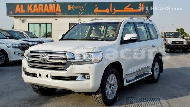 Big with watermark toyota land cruiser a ana import dubai 3633