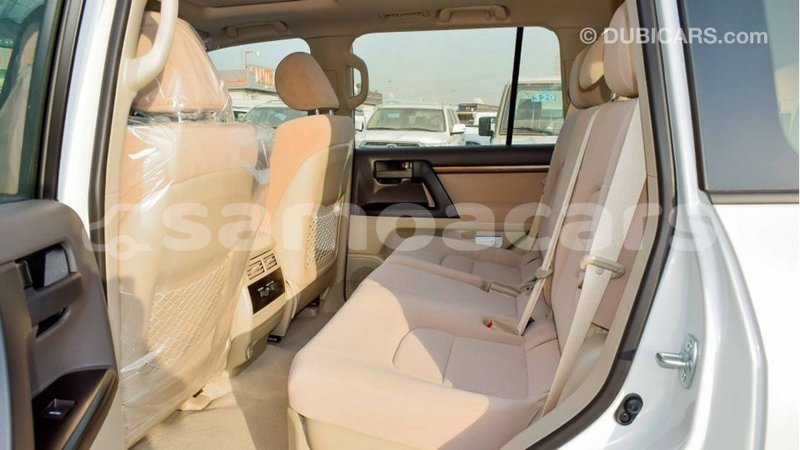 Big with watermark toyota land cruiser a ana import dubai 3633