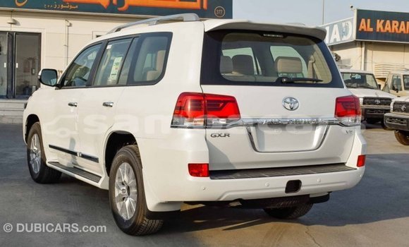 Buy Import Toyota Land Cruiser White Car in Import - Dubai in A'ana Buy Import Toyota Land Cruiser White Car in Import - Dubai in A'ana
