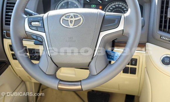 Buy Import Toyota Land Cruiser Black Car in Import - Dubai in A'ana Buy Import Toyota Land Cruiser Black Car in Import - Dubai in A'ana