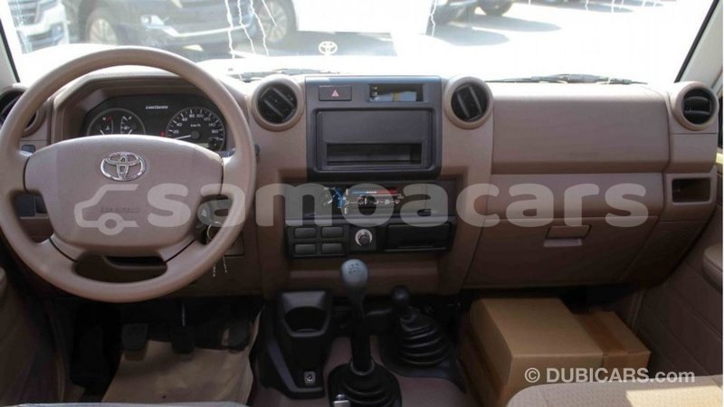 Big with watermark toyota land cruiser a ana import dubai 3635