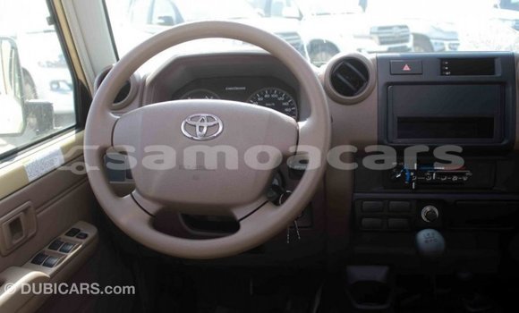 Acheter Import Voiture Toyota Land Cruiser Beige à Import - Dubai, A'ana Acheter Import Voiture Toyota Land Cruiser Beige à Import - Dubai, A'ana