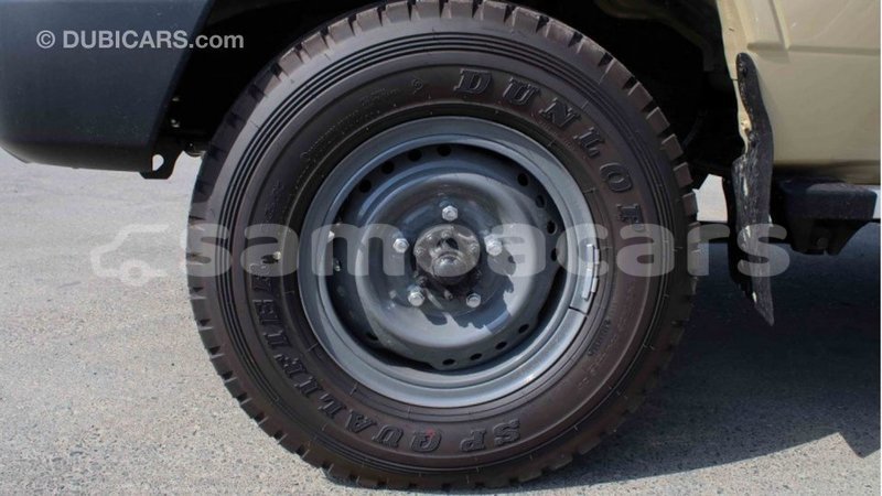 Big with watermark toyota land cruiser a ana import dubai 3635