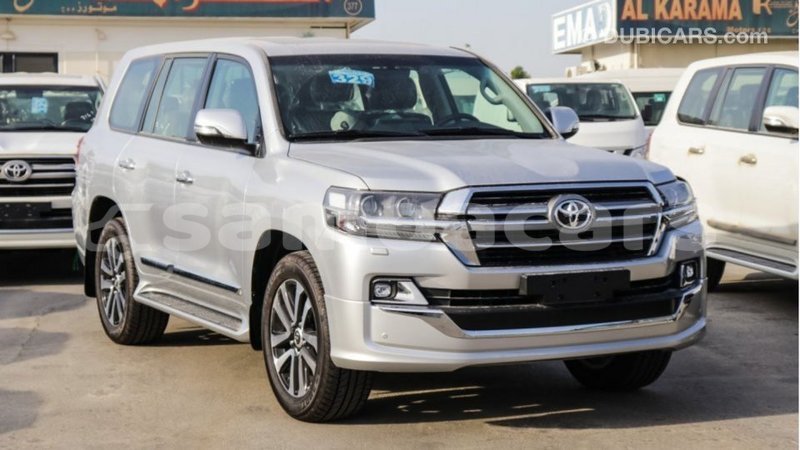 Big with watermark toyota land cruiser a ana import dubai 3636