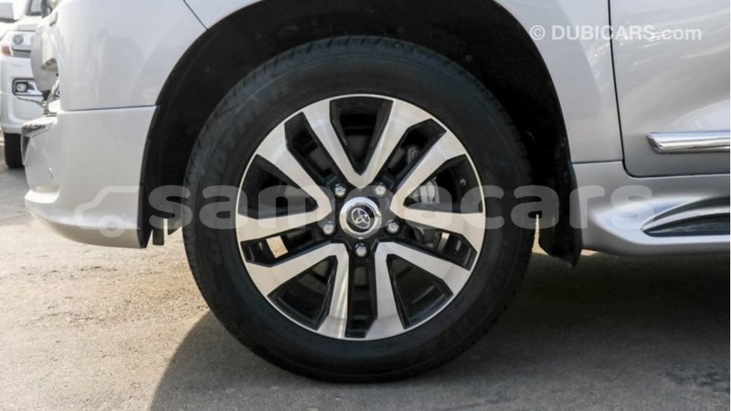 Big with watermark toyota land cruiser a ana import dubai 3636