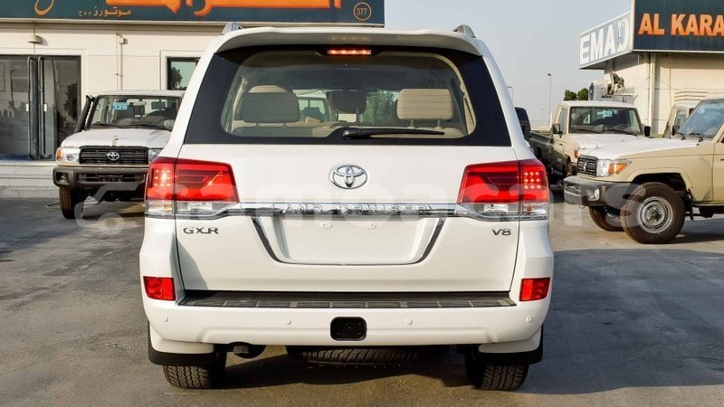 Big with watermark toyota land cruiser a ana import dubai 3637