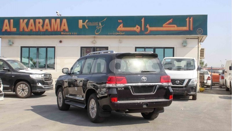 Big with watermark toyota land cruiser a ana import dubai 3640