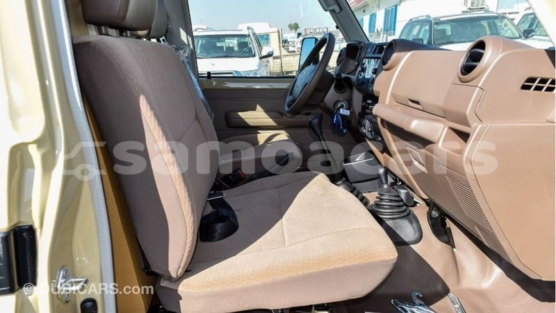 Big with watermark toyota land cruiser a ana import dubai 3641
