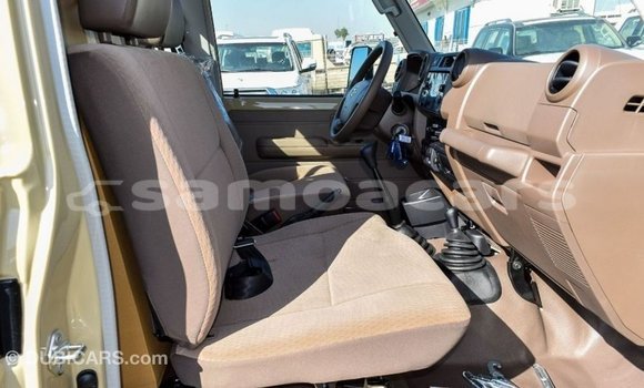 Buy Import Toyota Land Cruiser Beige Car in Import - Dubai in A'ana Buy Import Toyota Land Cruiser Beige Car in Import - Dubai in A'ana