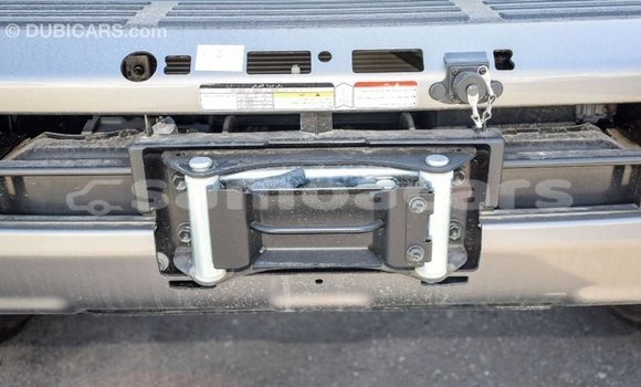 Acheter Import Voiture Toyota Land Cruiser Beige à Import - Dubai, A'ana Acheter Import Voiture Toyota Land Cruiser Beige à Import - Dubai, A'ana