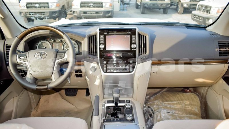 Big with watermark toyota land cruiser a ana import dubai 3644