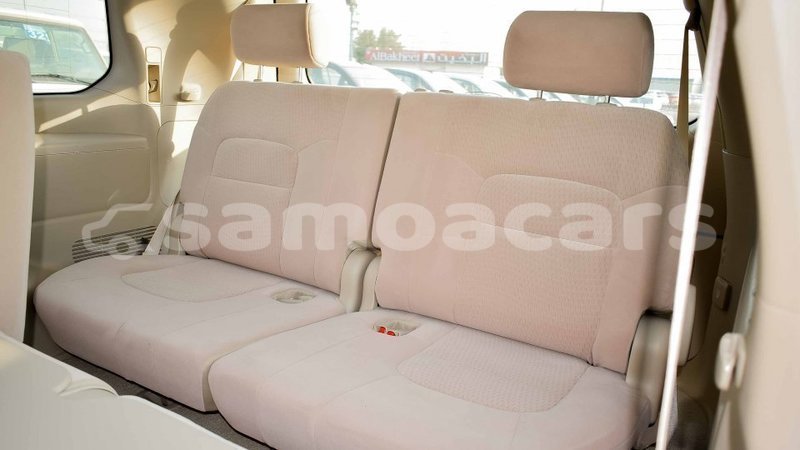 Big with watermark toyota land cruiser a ana import dubai 3644