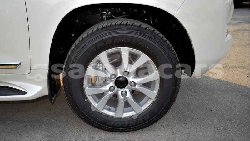 Big with watermark toyota land cruiser a ana import dubai 3644
