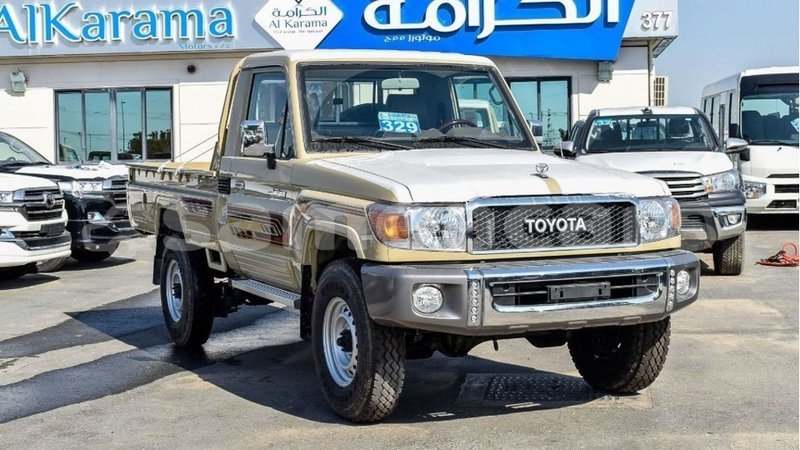 Big with watermark toyota land cruiser a ana import dubai 3645