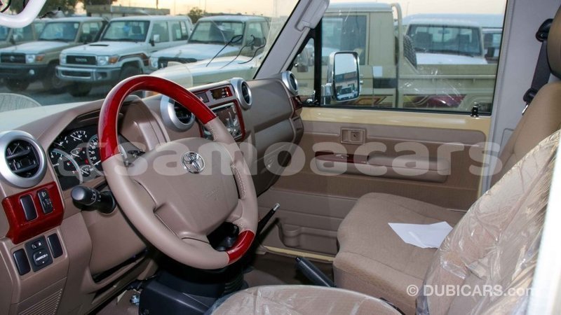 Big with watermark toyota land cruiser a ana import dubai 3646