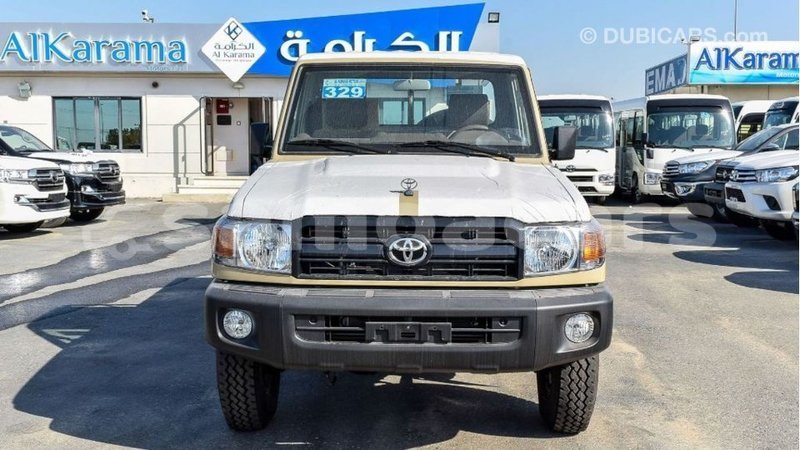 Big with watermark toyota land cruiser a ana import dubai 3648