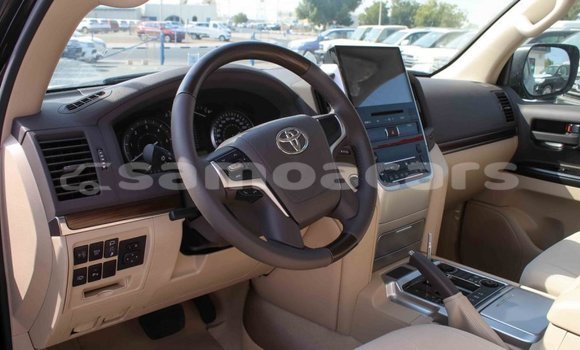 Buy Import Toyota Land Cruiser Black Car in Import - Dubai in A'ana Buy Import Toyota Land Cruiser Black Car in Import - Dubai in A'ana