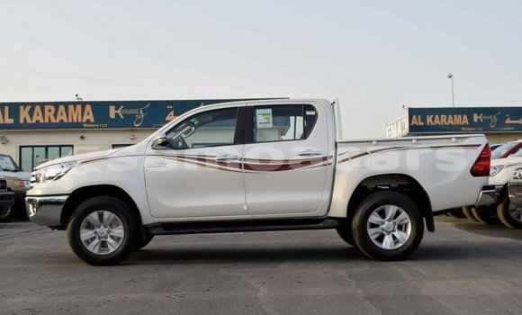 Buy Import Toyota Hilux White Car in Import - Dubai in A'ana Buy Import Toyota Hilux White Car in Import - Dubai in A'ana