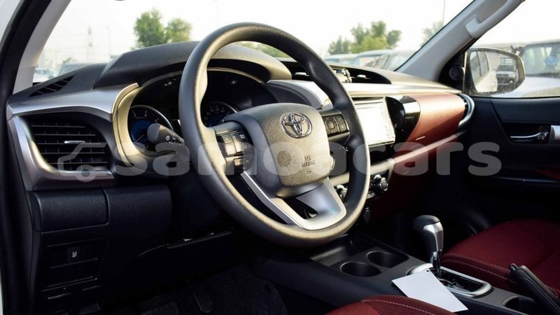 Big with watermark toyota hilux a ana import dubai 3655