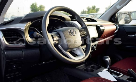 Buy Import Toyota Hilux White Car in Import - Dubai in A'ana Buy Import Toyota Hilux White Car in Import - Dubai in A'ana