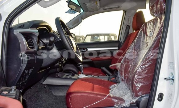 Buy Import Toyota Hilux White Car in Import - Dubai in A'ana Buy Import Toyota Hilux White Car in Import - Dubai in A'ana