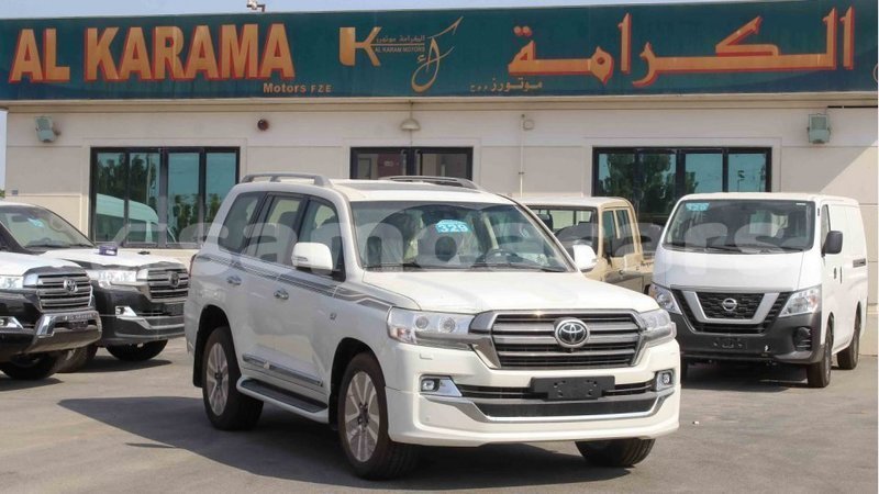 Big with watermark toyota land cruiser a ana import dubai 3657