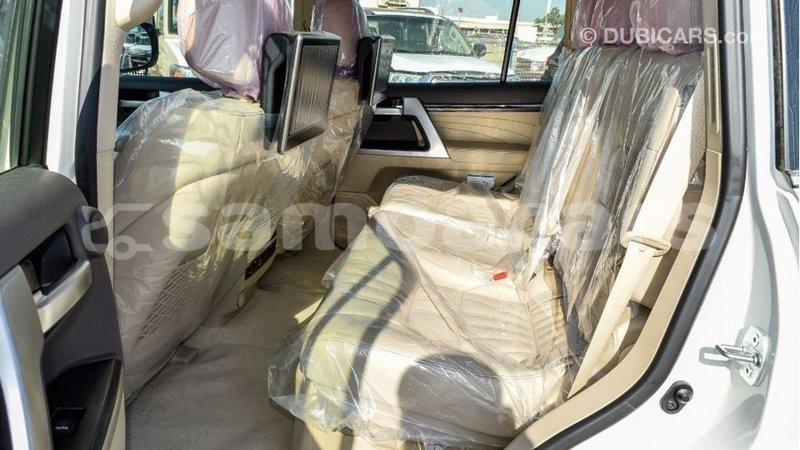 Big with watermark toyota land cruiser a ana import dubai 3664