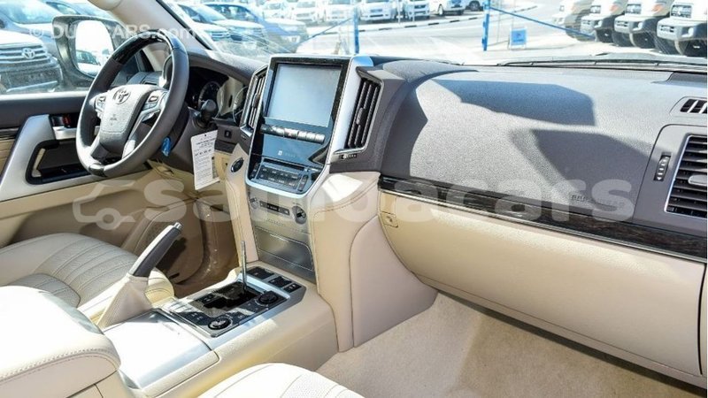 Big with watermark toyota land cruiser a ana import dubai 3664