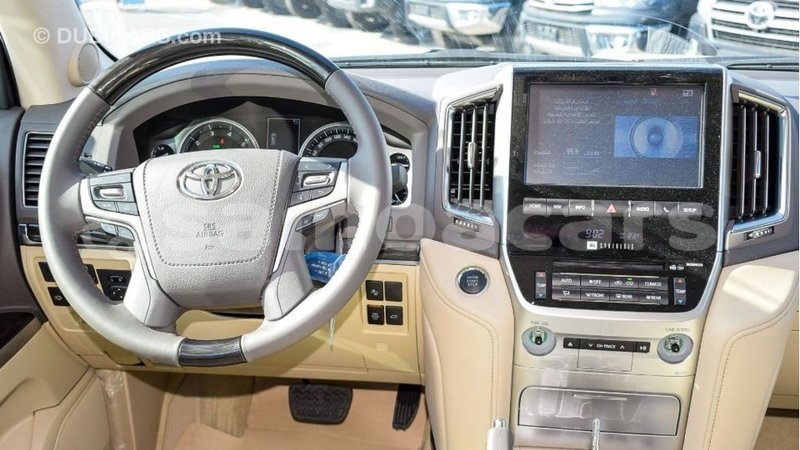 Big with watermark toyota land cruiser a ana import dubai 3664