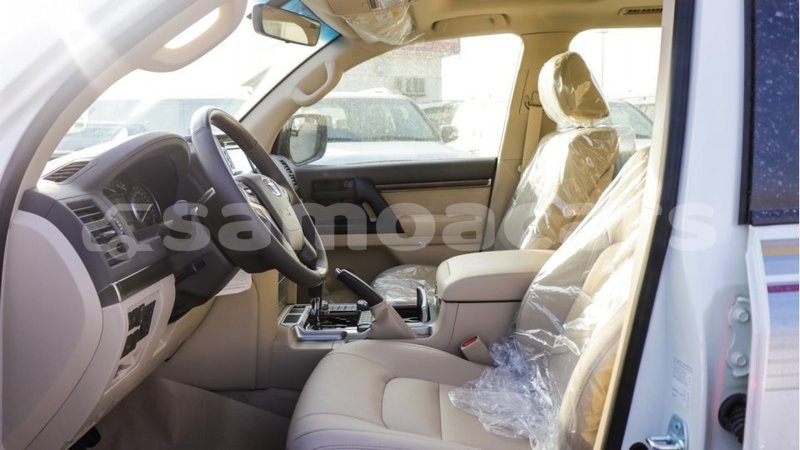 Big with watermark toyota land cruiser a ana import dubai 3666