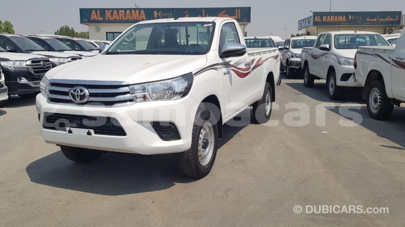 Big with watermark toyota hilux a ana import dubai 3667