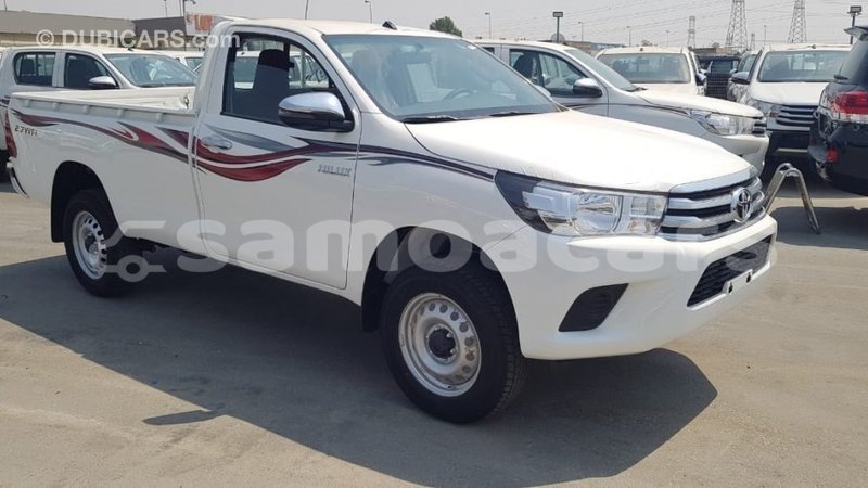 Big with watermark toyota hilux a ana import dubai 3667