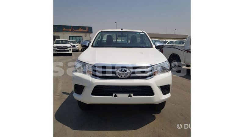 Big with watermark toyota hilux a ana import dubai 3667