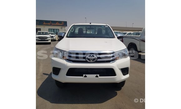 Acheter Import Voiture Toyota Hilux Blanc à Import - Dubai, A'ana Acheter Import Voiture Toyota Hilux Blanc à Import - Dubai, A'ana